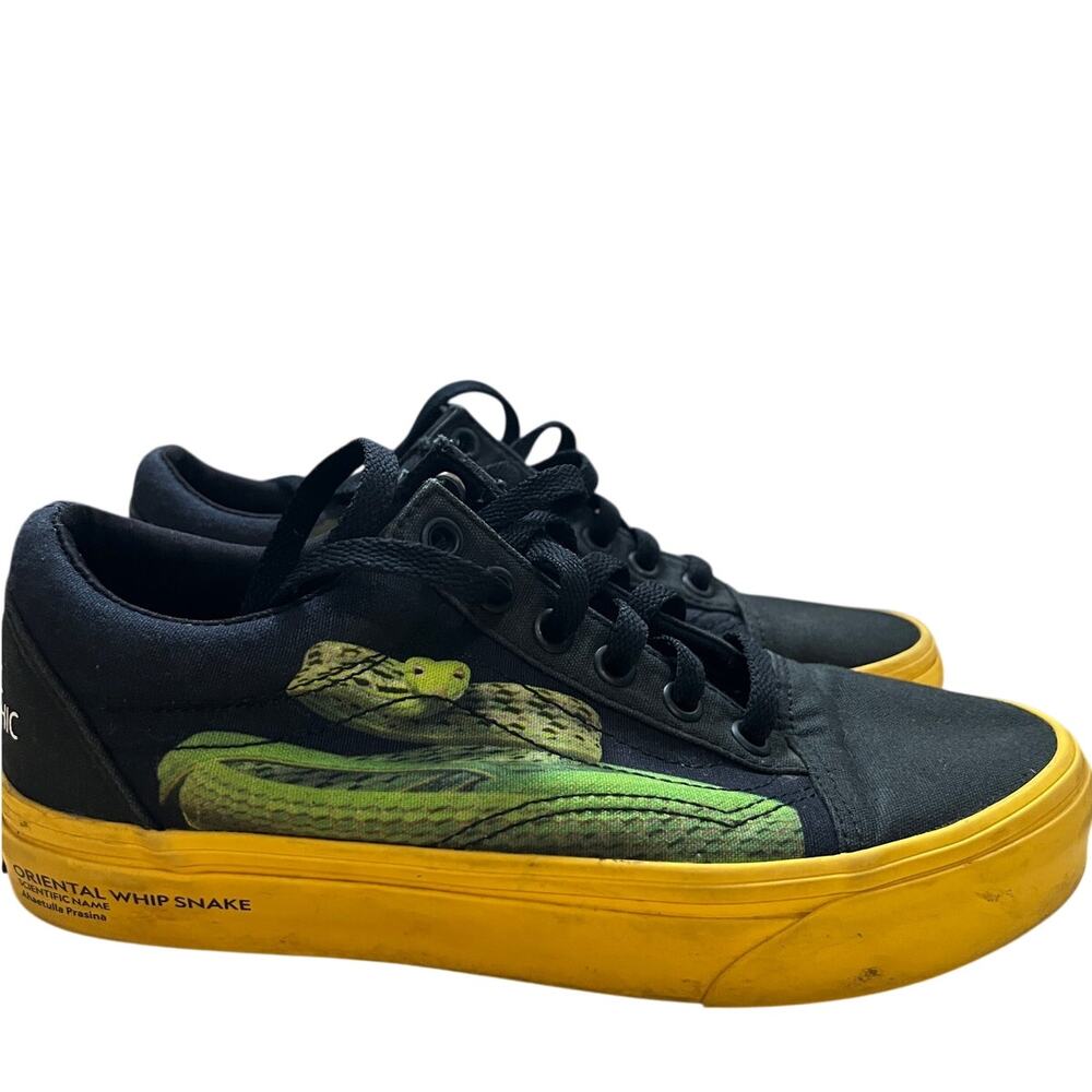 Vans National Geographic kids low top lace size 4